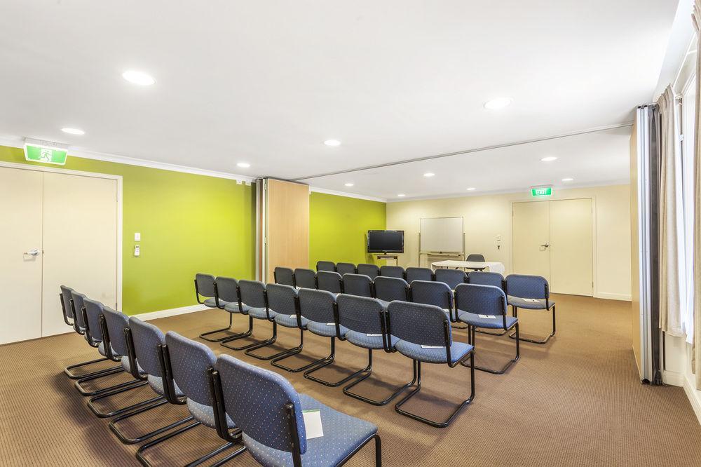 Aparthotel Quest Dandenong Extérieur photo
