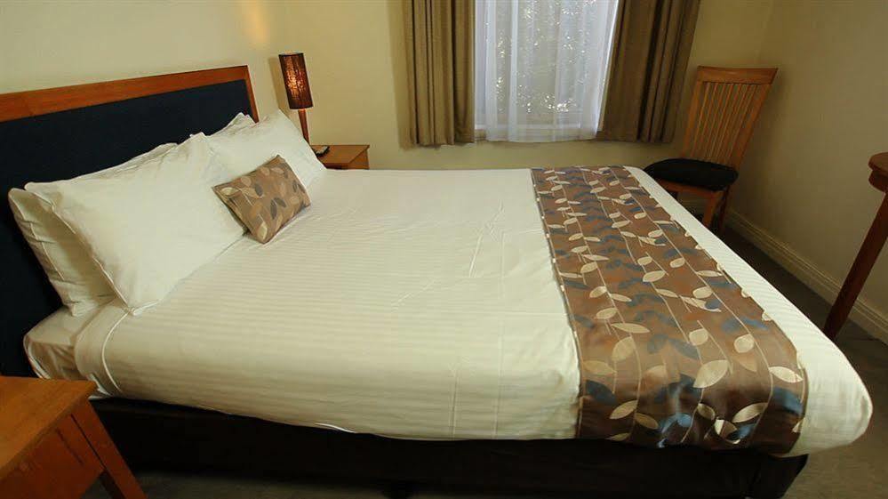 Aparthotel Quest Dandenong Extérieur photo